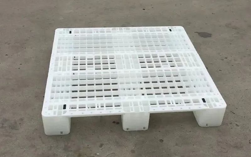 白色塑料托盘用于哪些行业?为什么比较少见？